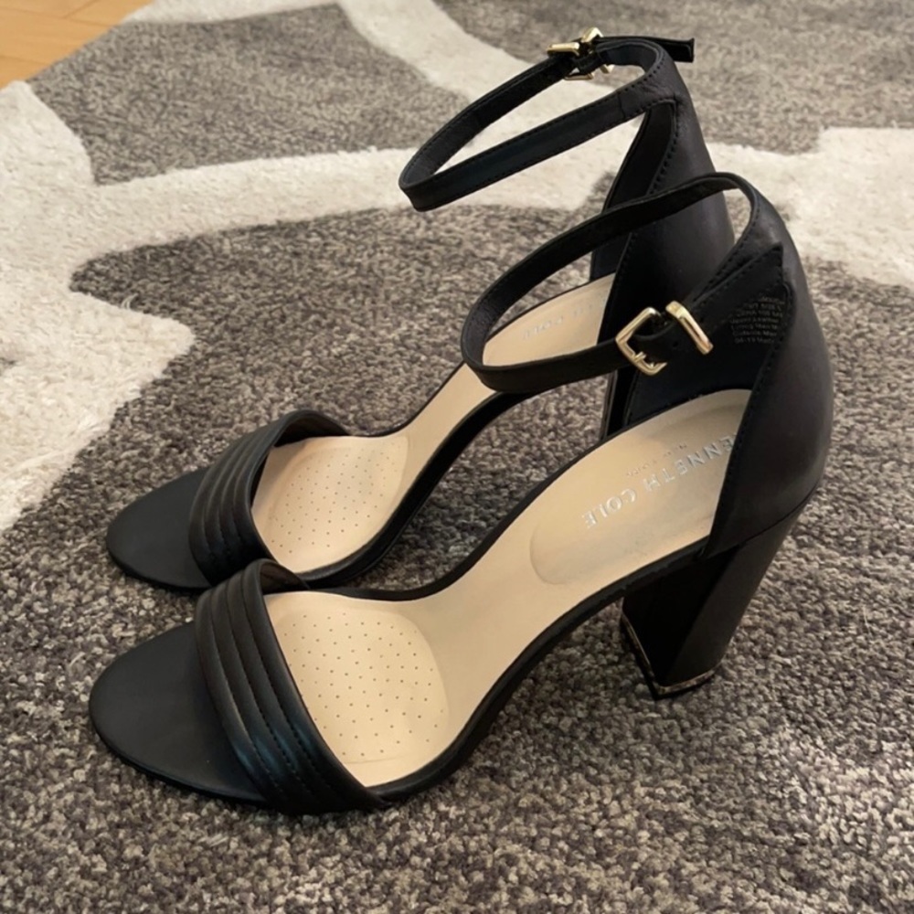 Kenneth Cole New York Milena 100 Black Heels